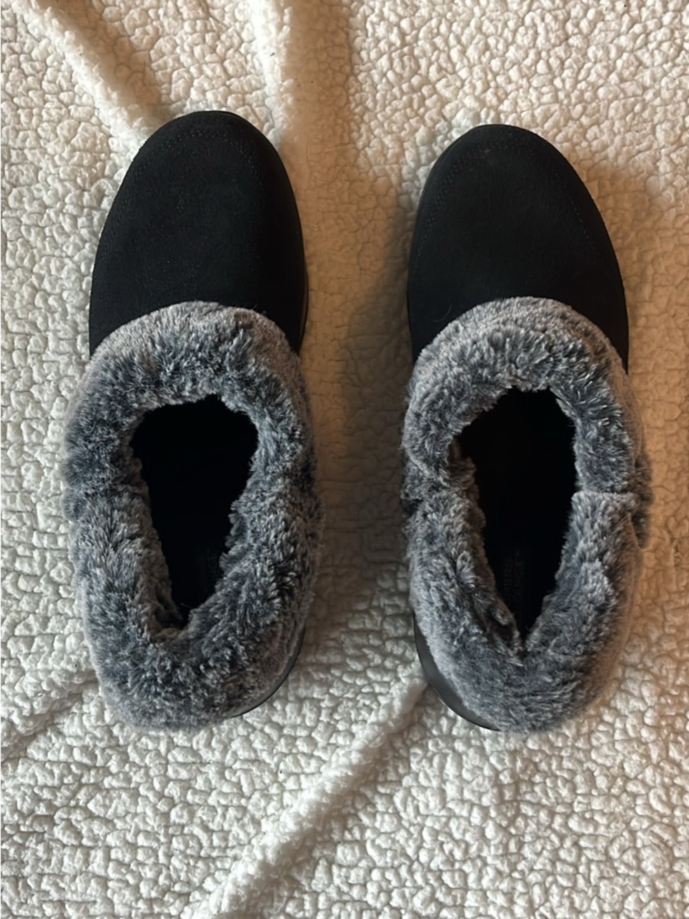 Skechers Black Slip-On Slippers with Gray Faux-Fur Collar